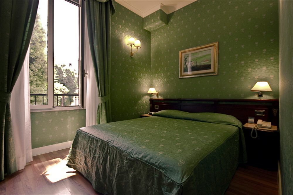 Gambrinus Hotell 4*